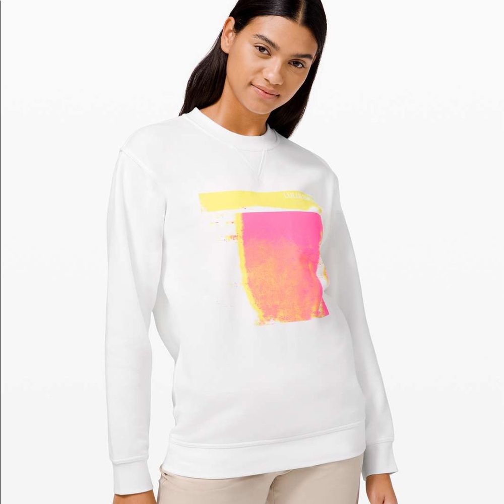 Lululemon all yours crew *graphic size 6